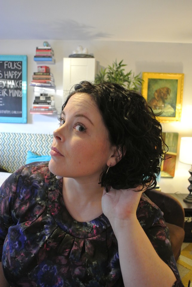 New hair!  Well, same hair new colour and a bit of a shaping.  Hazaa!