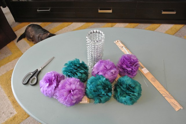 Required: feather balls in your chosen colour combination, floral wire from the craft store, scissors.