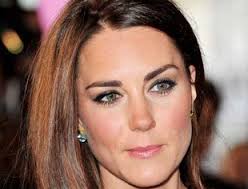 The Dushess of Cambridge has enviable brows.  They are the perfect combination of natural and  manicured.