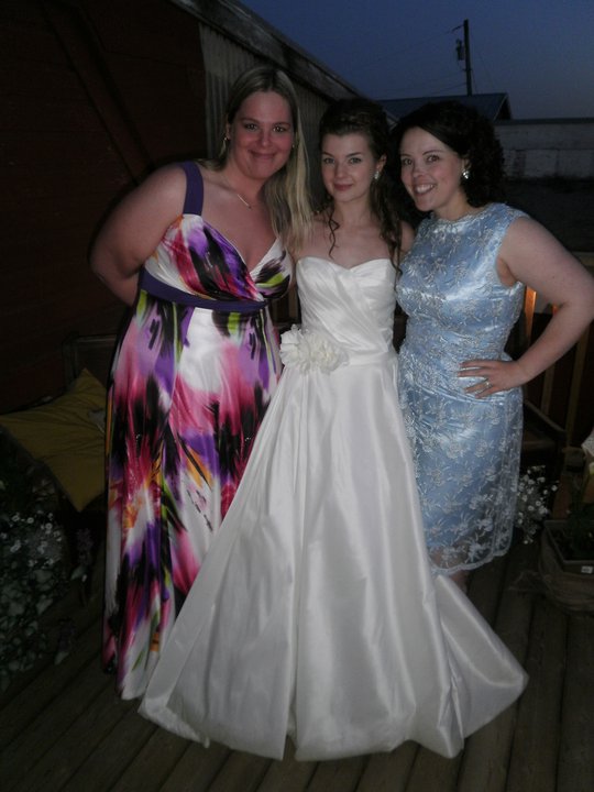 I ended up wearing the dress to my girlfriend's wedding in June.