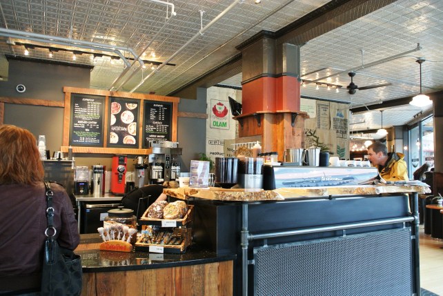 After nerding out full-tilt in the antique mall for a couple hours, it was time for refreshments!