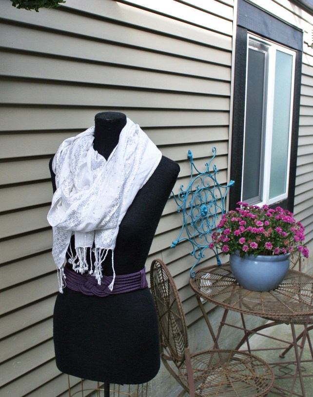 White w/ Silver Sequins $5