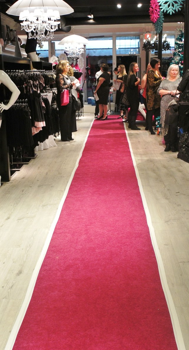 The runway: pink, of course.