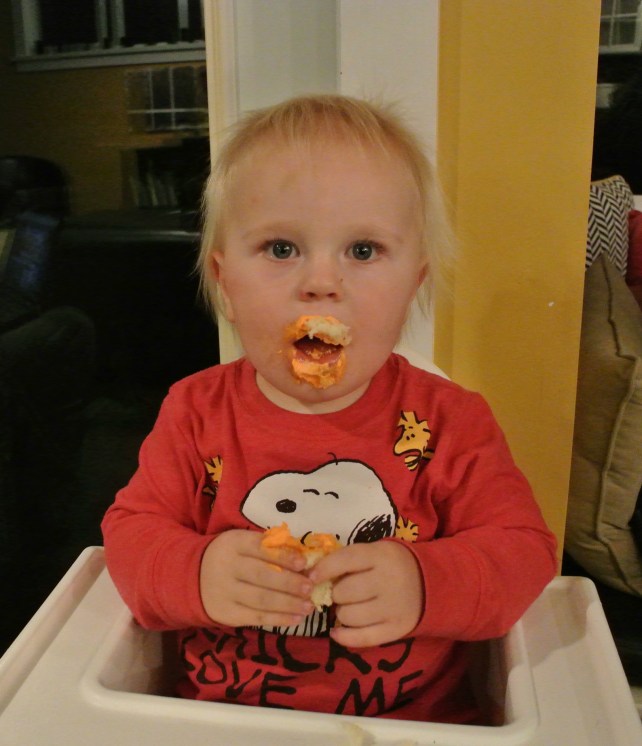 And this is how a cake monster eats a Halloween cupcake.