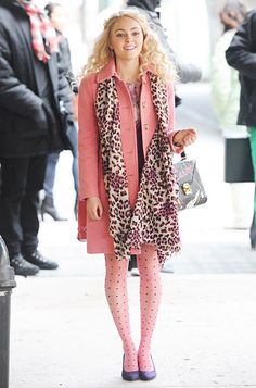 Young Carrie shows us how it's done in pink.