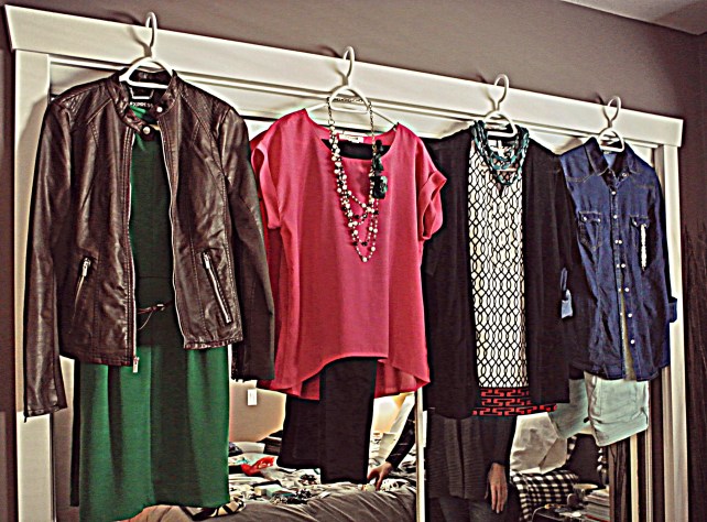 We've gay a vibrant green and brown leather jacket combo...A pink top and blingy necklace with black skinnies...a graphic blouse, cardi and blue jeans...and a denim top, mint jeans and BLING.